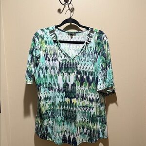 Sami & Jo Vibrant Green Abstract Blouse